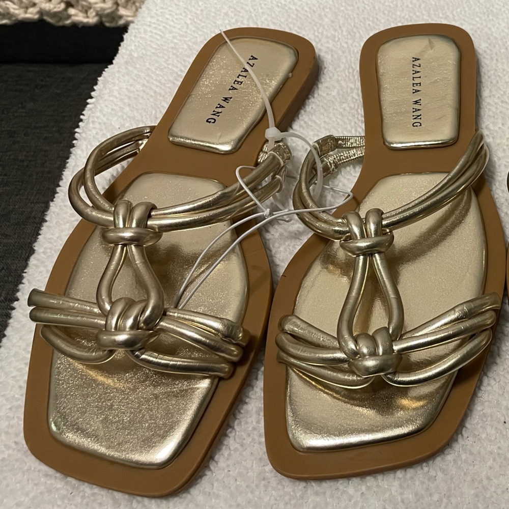 Azalea Wang sandals - size 6